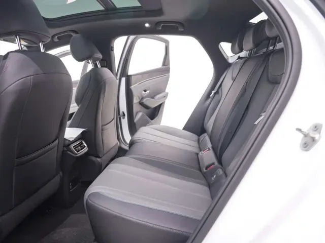 BYD Qin L — Фото автомобиля 24