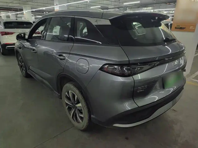 BYD Seal 05 DM-i — Фото автомобиля 4
