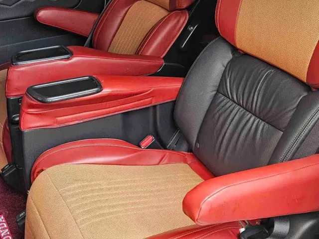 Honda Elysion — Фото автомобиля 11