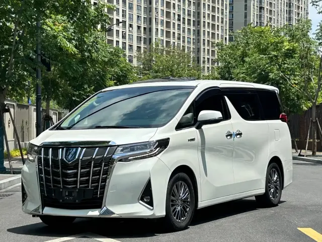 Фотография автомобиля — Toyota Alphard