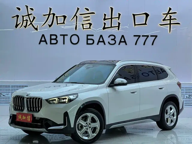 Фотография автомобиля — BMW X1