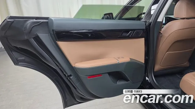 Hyundai Grandeur GN7 — Фото автомобиля 14