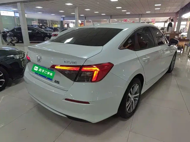 Honda Civic — Фото автомобиля 6