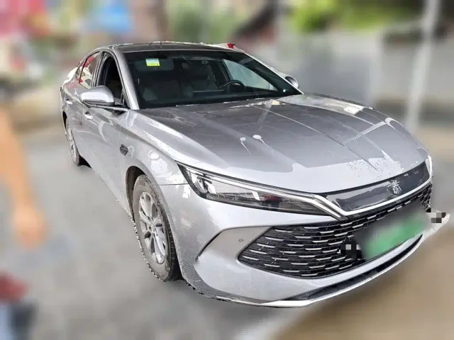 BYD Qin L — Фото автомобиля 24