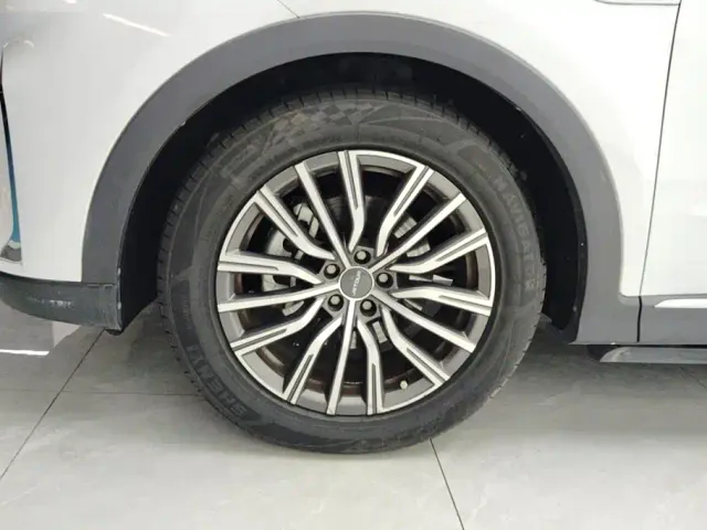 Jetour X70 Plus — Фото автомобиля 6