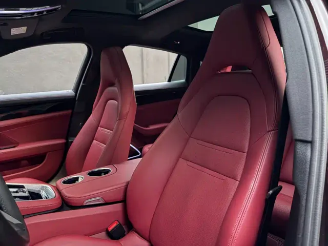 Porsche Panamera — Фото автомобиля 12