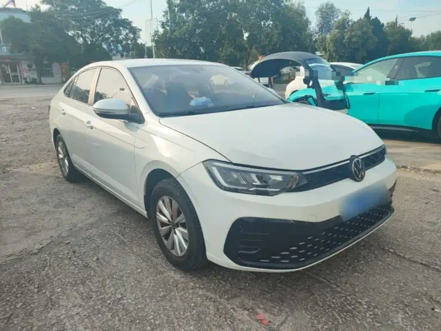 Volkswagen Lavida — Фото автомобиля 3