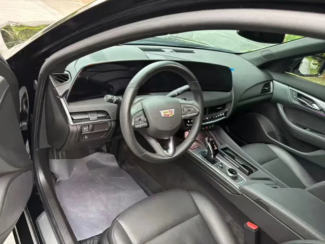 Cadillac CT5 — Фото автомобиля 4