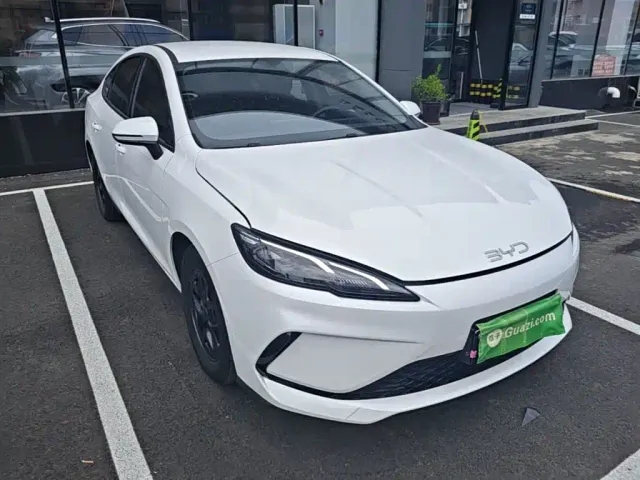 BYD Seal 05 DM-i — Фото автомобиля 3