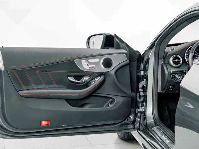 Mercedes-Benz C-Class — Фото автомобиля 15