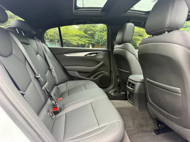 Cadillac CT5 — Фото автомобиля 11