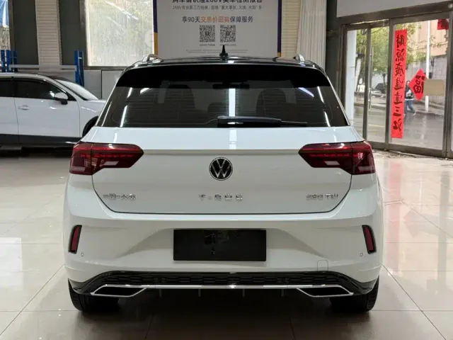 Volkswagen T-Roc — Фото автомобиля 5