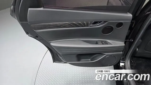 Genesis G80 RG3 — Фото автомобиля 14