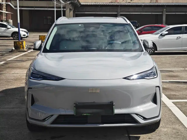Geely Galaxy E5 — Фото автомобиля 2