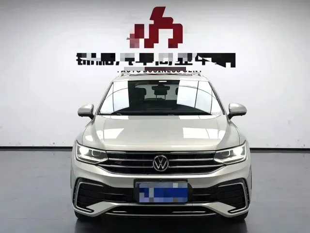 Volkswagen Tiguan L — Фото автомобиля 2