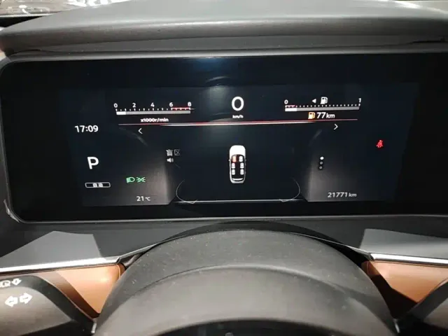 Nissan Terra — Фото автомобиля 11