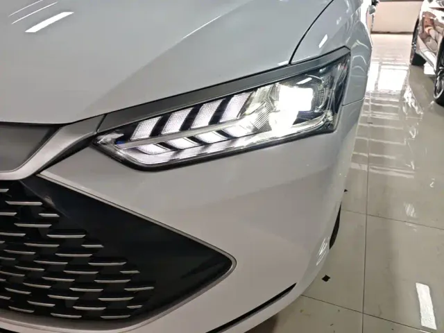 BYD Qin PLUS — Фото автомобиля 23