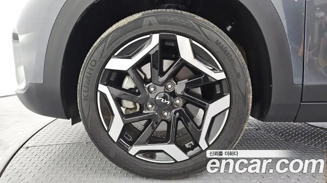 Kia Seltos — Фото автомобиля 5