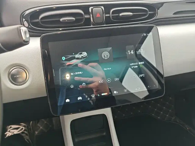 Leapmotor T03 — Фото автомобиля 12