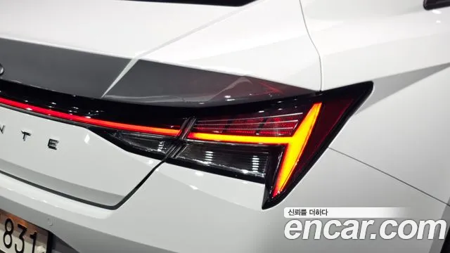 Hyundai Avante — Фото автомобиля 8