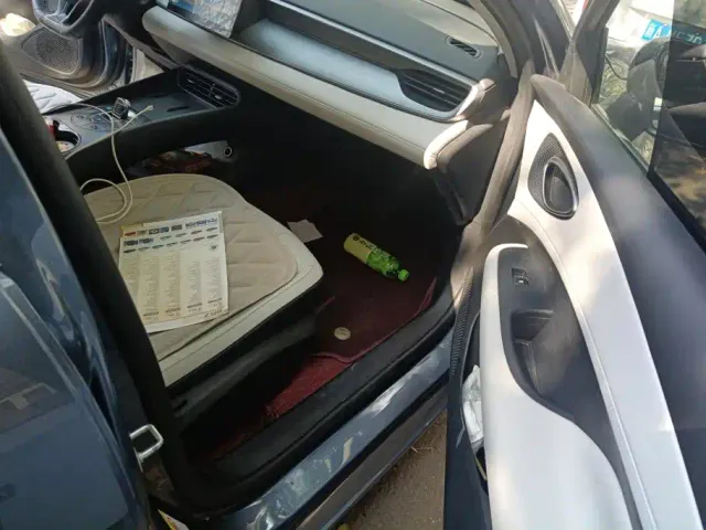 BYD Seal 05 DM-i — Фото автомобиля 8
