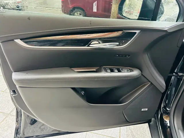 Cadillac XT5 — Фото автомобиля 8