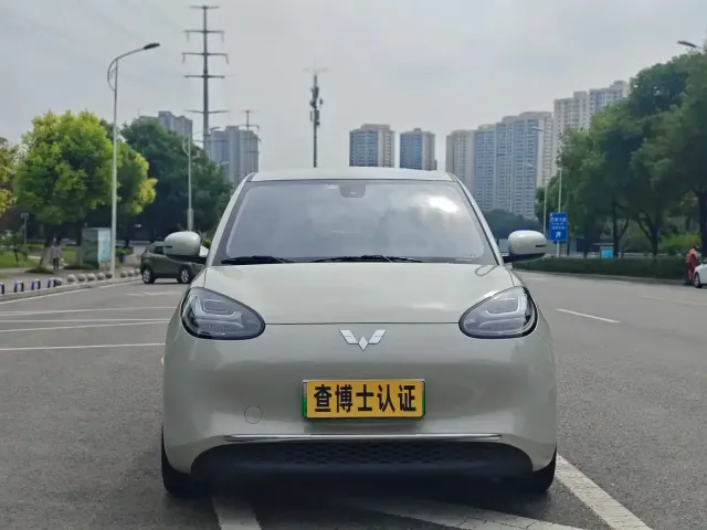 Wuling Bingo — Фото автомобиля 2