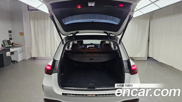 Mercedes-Benz GLE-Class — Фото автомобиля 4