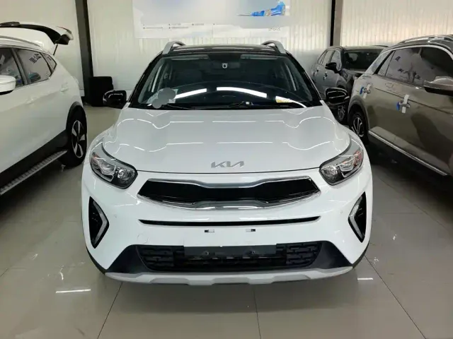 Kia KX1 — Фото автомобиля 2