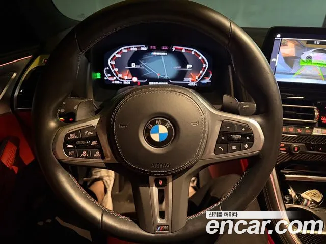 BMW 8 Series G15 — Фото автомобиля 9