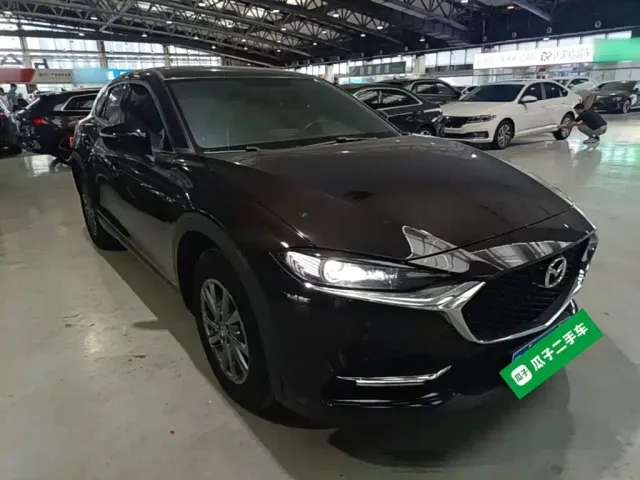 Mazda CX-4 — Фото автомобиля 3