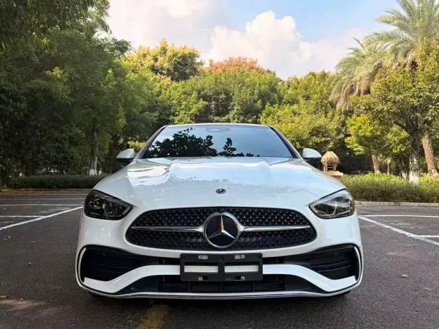 Mercedes-Benz C-Class — Фото автомобиля 2
