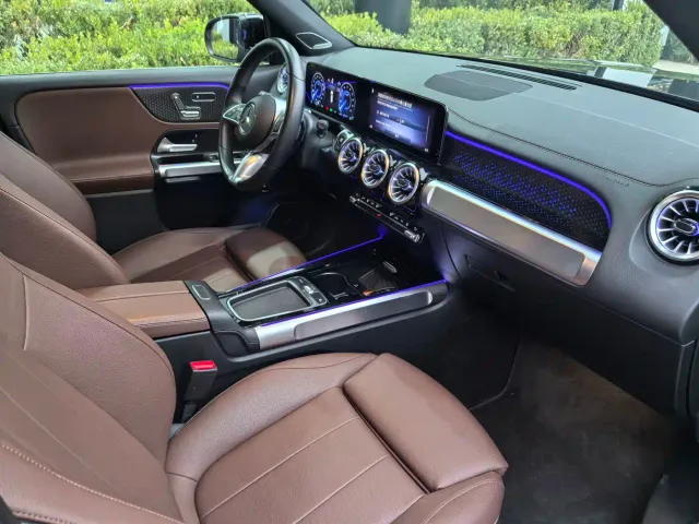 Mercedes-Benz EQB — Фото автомобиля 9