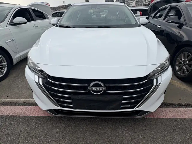 Nissan Sylphy — Фото автомобиля 2