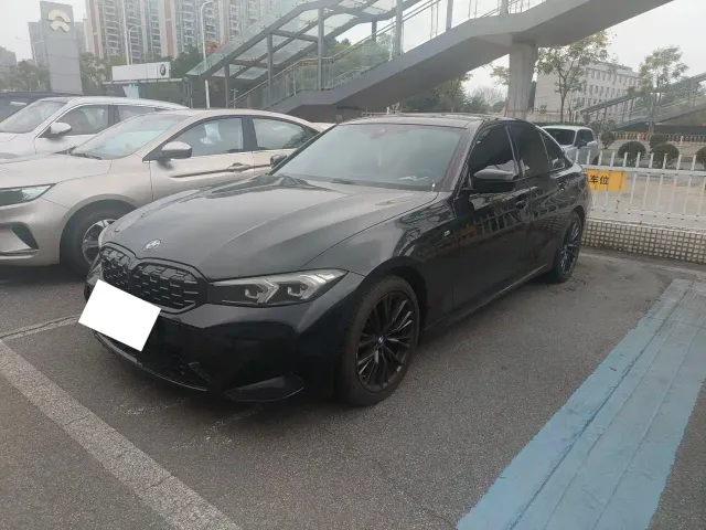 Фотография автомобиля — BMW 3 Series