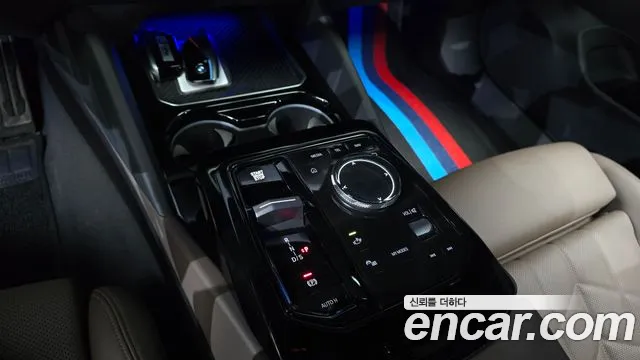 BMW 5 Series G60 — Фото автомобиля 12
