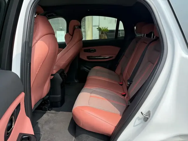 Nio EC6 — Фото автомобиля 6