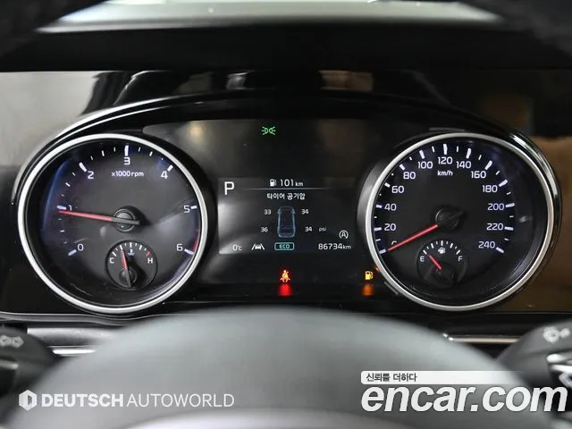 Kia Canival Carnival 4 поколение Дизель 9 мест Prestige — Фото автомобиля 8