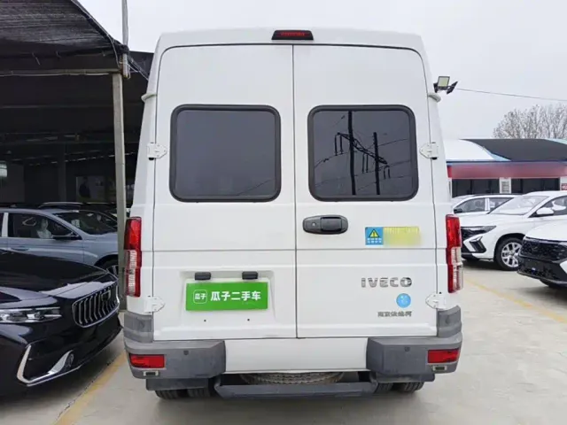 Iveco Daily — Фото автомобиля 5