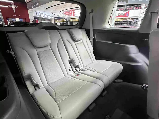 GAC Trumpchi GS8 — Фото автомобиля 27