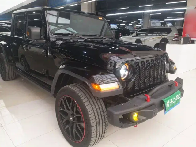 Jeep Gladiator — Фото автомобиля 19
