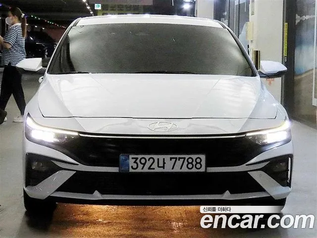 Hyundai Avante CN7 — Фото автомобиля 3