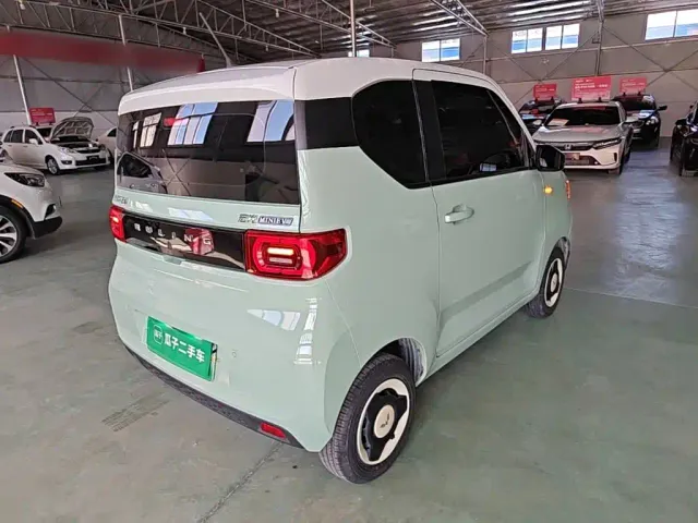 Wuling Hongguang Mini EV — Фото автомобиля 6