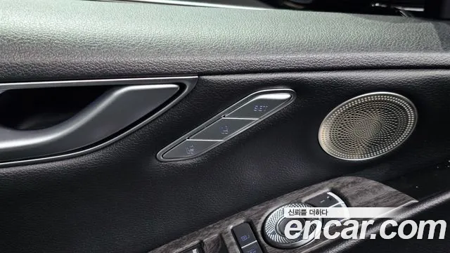 Genesis G80 RG3 — Фото автомобиля 30