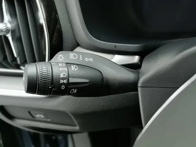 Volvo S60 — Фото автомобиля 21