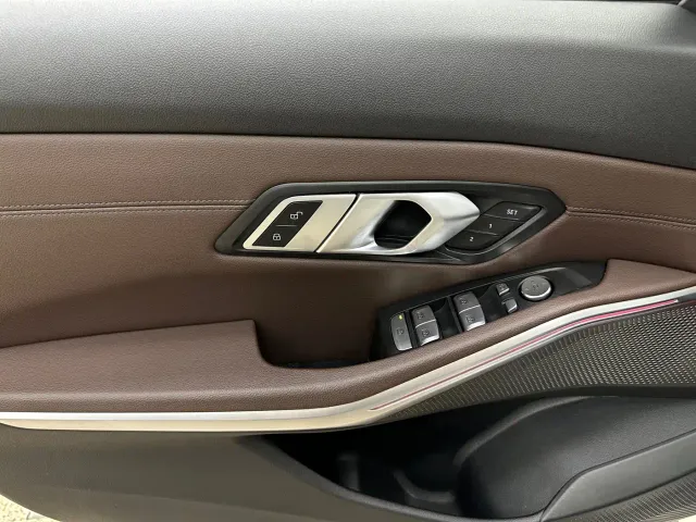 BMW i3 — Фото автомобиля 12