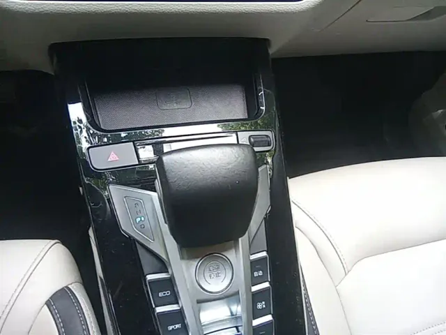 BYD Yuan Pro — Фото автомобиля 13