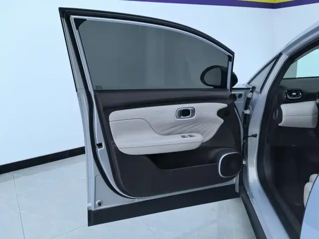 GAC Aion UT — Фото автомобиля 7