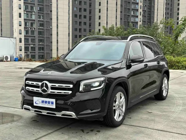 Фотография автомобиля — Mercedes-Benz GLB-Class