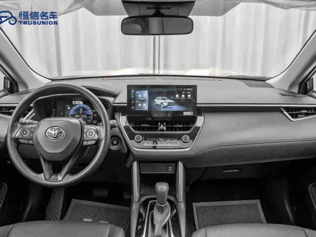 Toyota Corolla Cross — Фото автомобиля 13